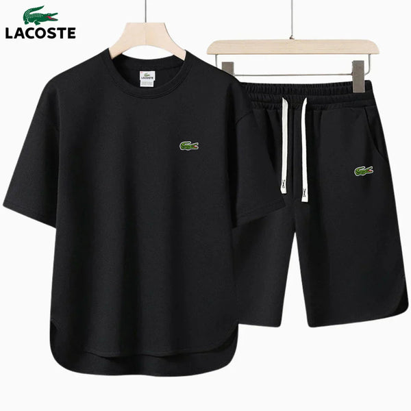 LACOSTE – Conjunto básico compuesto por camiseta y pantalones cortos